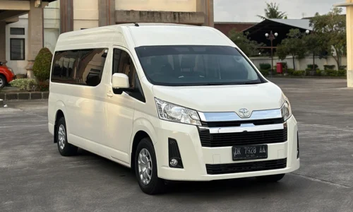 Hiace Premio Best Rent Bali