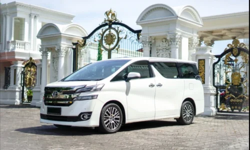 Vellfire Transformer White Best Rent Bali