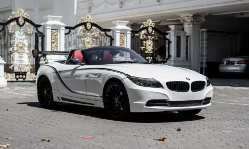 BMW Z4 WHITE Best Rent Bali