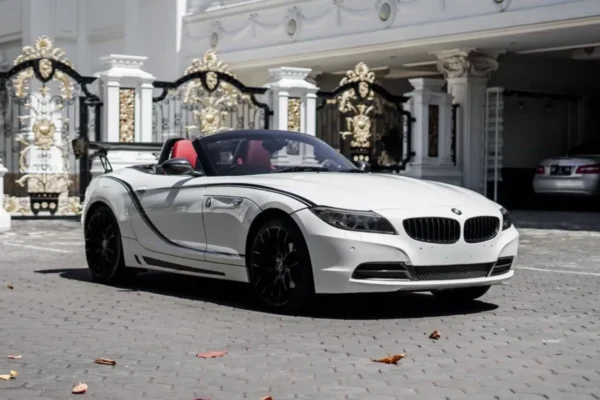 BMW Z4 WHITE Best Rent Bali