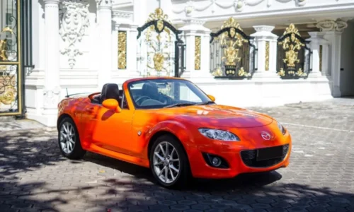 MAZDA MIATA CABRIO ORANGE Best Rent Bali