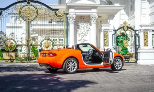 MAZDA MIATA CABRIO ORANGE Best Rent Bali