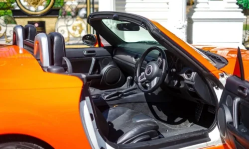 MAZDA MIATA CABRIO ORANGE Best Rent Bali