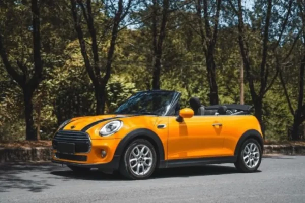 MINI COOPER CABRIO ORANGE Best Rent Bali