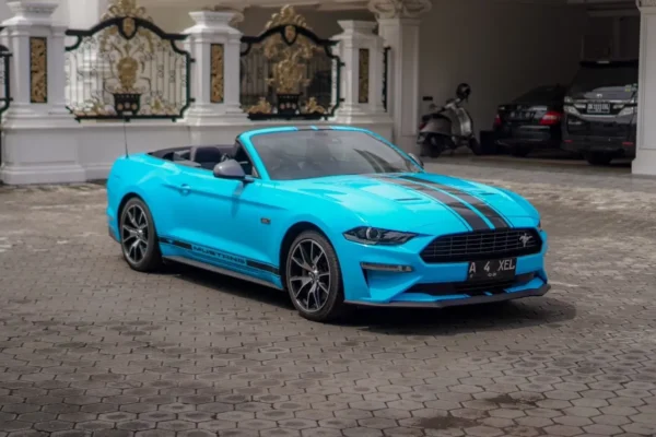 MUSTANG CABRIOLET BLUE Best Rent Bali