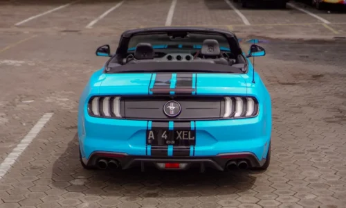 MUSTANG CABRIOLET BLUE Best Rent Bali